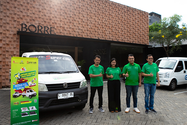 DFSK ‘Untung Banget Pakai Super cab’: Investasi Transportasi yang Bikin Untung Hadir di Surabaya